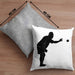 Boule Kissen mit Füllung 40x40 Geschenk Boule-Spieler Geschenkidee Spruch Grafik Werfender Boule Spieler (Grau) Grau Trendation