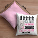 Volleyballspielerin Geschenk Kissen mit Füllung 40x40 Lustig Geschenkidee für Volleyballspielerin Geburtstag So Sieht Eine Richtig Coole Volleyballspielerin Aus Frauen Spruch (Grau) Rosa Trendation