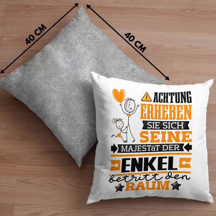 Enkel Geschenk Kissen mit Füllung 40x40 Lustiger Spruch Erheben Sie Sich Der Enkel Betritt den Raum (Grau) Grau Trendation