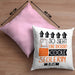 Seglerin Geschenk Kissen mit Füllung 40x40 Lustig Geschenkidee für Seglerin Geburtstag So Sieht Eine Richtig Coole Seglerin Aus Frauen Spruch (Grau) Rosa Trendation