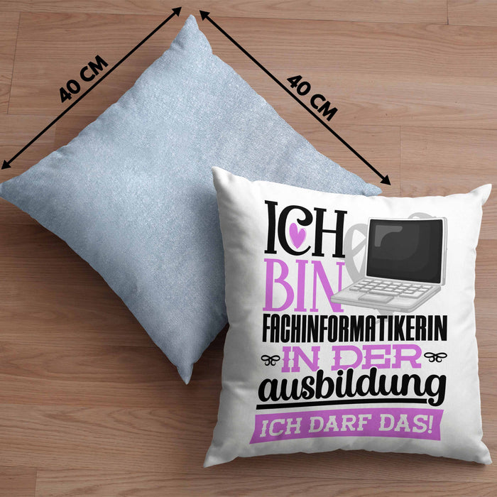 Fachinformatikerin Ausbildung Start Geschenk Kissen mit Füllung 40x40 Ich Bin Fachinformatikerin In Der Ausbildung Ich Darf Das Geschenkidee (Grau) Blau Trendation