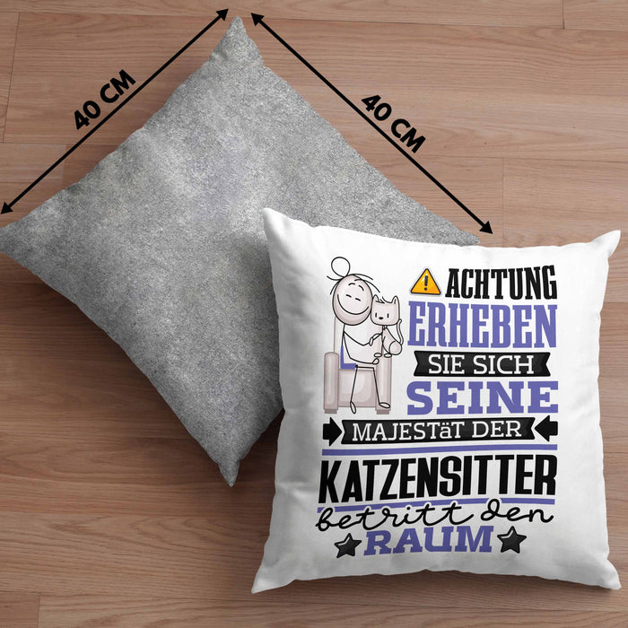 Katzensitter Geschenk Kissen mit Füllung 40x40 Lustiger Spruch Erheben Sie Sich Der Katzensitter Betritt den Raum (Grau) Grau Trendation