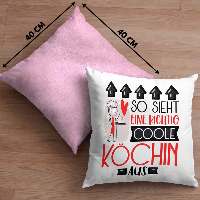 Köchin Geschenk Kissen mit Füllung 40x40 Lustig Geschenkidee für Köchin Geburtstag So Sieht Eine Richtig Coole Köchin Aus Frauen Spruch (Grau) Rosa Trendation