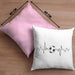Fußballer Herzschlag Kissen mit Füllung 40x40 Geschenk für Fußballspieler Geschenkidee (Grau) Rosa Trendation