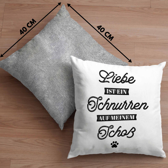 Katze Kissen mit Füllung 40x40 Geschenk Spruch Geschenkidee für Katzen-Mama Papa Katzenliebhaber Liebe Ist Ein Schnurren Auf Meinem Schoß (Grau) Grau Trendation