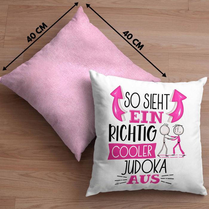 Judoka Kissen mit Füllung 40x40 Geschenk So Sieht Ein Richtig Cooler Judoka Aus Geschenkidee Spruch Lustig (Grau) Rosa Trendation