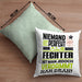 Fechter Geschenk Kissen mit Füllung 40x40 Lustige Geschenkidee für Fechter Geburtstag Niemand Ist Perfekt Aber Als Fechter Ist Man Nah Dran (Grau) Grün Trendation