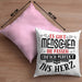 Liebste Person Geschenk Kissen mit Füllung 40x40 Es Gibt Menschen Die Passen Einfach Perfekt Ins Herz Geschenkidee Beste Freundin (Grau) Rosa Trendation