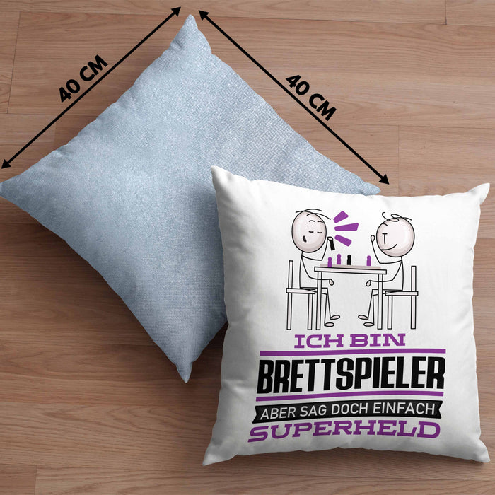 Brettspieler Geschenk Kissen mit Füllung 40x40 Ich Bin Brettspieler Aber Sag Doch Einfach Superheld Lustige Geschenkdiee für Brettspieler (Grau) Blau Trendation