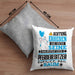 Pferdebesitzer Geschenk Kissen mit Füllung 40x40 Lustiger Spruch Erheben Sie Sich Der Pferdebesitzer Betritt den Raum (Grau) Grau Trendation