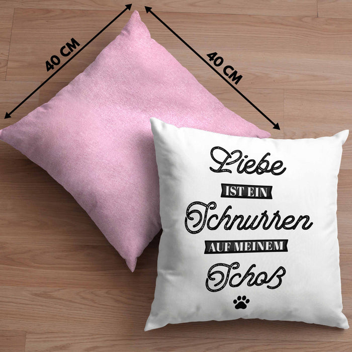 Katze Kissen mit Füllung 40x40 Geschenk Spruch Geschenkidee für Katzen-Mama Papa Katzenliebhaber Liebe Ist Ein Schnurren Auf Meinem Schoß (Grau) Rosa Trendation