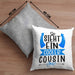 Cousin Kissen mit Füllung 40x40 Geschenk So Sieht Ein Cooler Cousin Aus Geschenkidee Bester Cousin (Grau) Grau Trendation