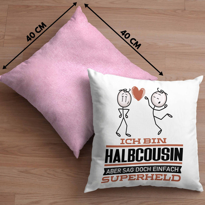 Halbcousin Geschenk Kissen mit Füllung 40x40 Ich Bin Halbcousin Aber Sag Doch Einfach Superheld Lustige Geschenkdiee für Halbcousin (Grau) Rosa Trendation