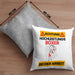 Boxer Kissen mit Füllung 40x40 Geschenk Lustiger Spruch Geschenkidee für Boxer Achtung Hochleistungs Boxer Bei Der Arbeit (Grau) Grau Trendation