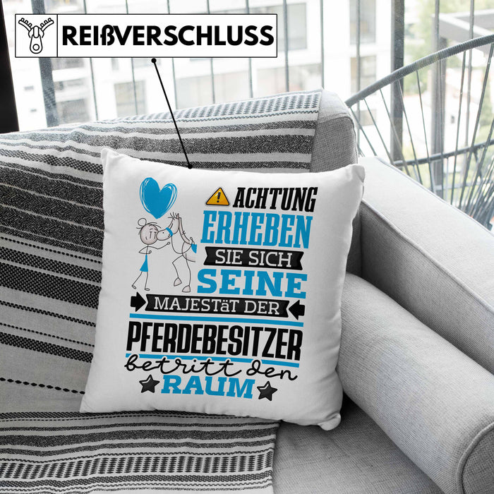 Pferdebesitzer Geschenk Kissen mit Füllung 40x40 Lustiger Spruch Erheben Sie Sich Der Pferdebesitzer Betritt den Raum (Grau) Grün Trendation