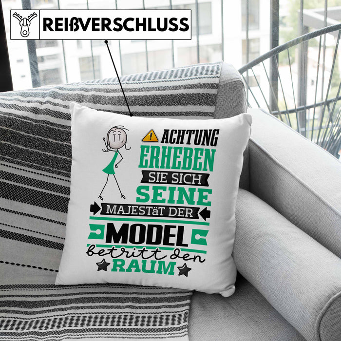 Model Geschenk Kissen mit Füllung 40x40 Lustiger Spruch Erheben Sie Sich Der Model Betritt den Raum (Grau) Grau Trendation