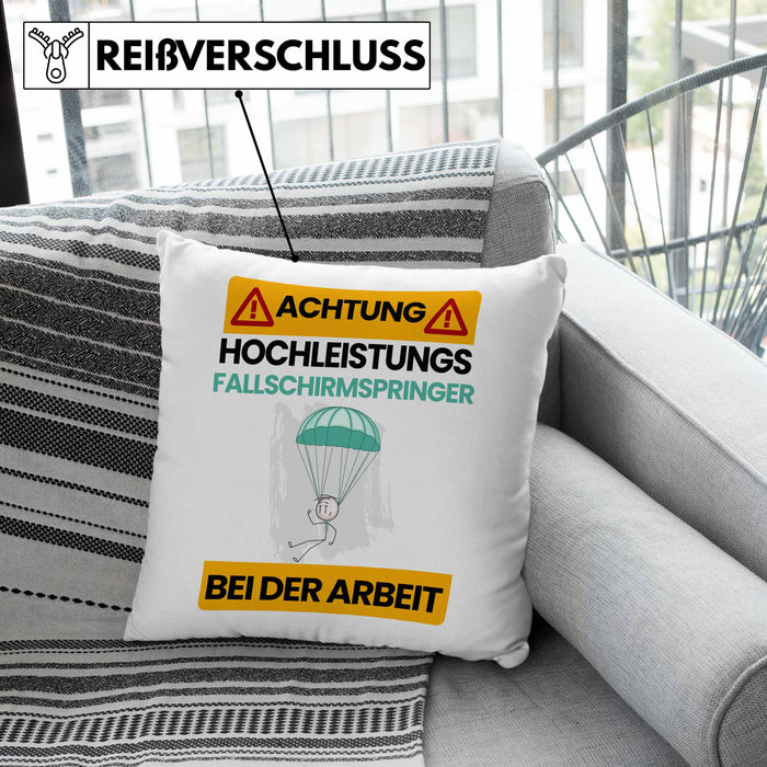 Fallschirmspringer Kissen mit Füllung 40x40 Geschenk Lustiger Spruch Geschenkidee für Fallschirmspringer Achtung Hochleistungs Fallschirmspringer Bei Der Arbeit (Grau) Grau Trendation