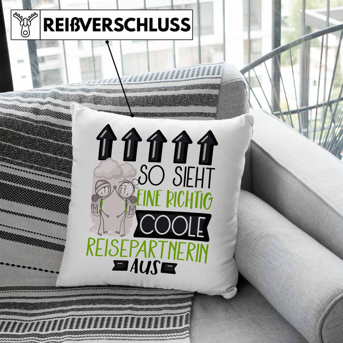 Reisepartnerin Geschenk Kissen mit Füllung 40x40 Lustig Geschenkidee für Reisepartnerin Geburtstag So Sieht Eine Richtig Coole Reisepartnerin Aus Frauen Spruch (Grau) Blau Trendation