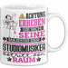 Studiomusiker Geschenk Tasse Lustiger Spruch Erheben Sie Sich Der Studiomusiker Betritt den Raum Weiß Trendation