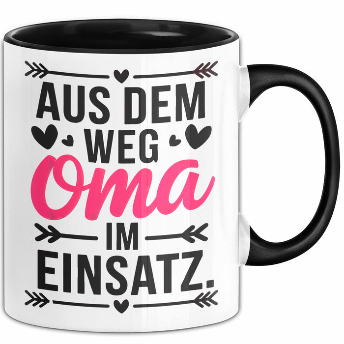 Oma Großmutter Tasse Becher Geschenk Lustige Geschenkidee Spruch Aus Dem Weg Oma Im Einsatz Trendation