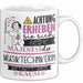 Musiktechnikerin Tasse Geschenk Lustiger Spruch Bitte Erheben Sie Sich Seine Majestät Die Musiktechnikerin Betritt Den Raum Weiß Trendation