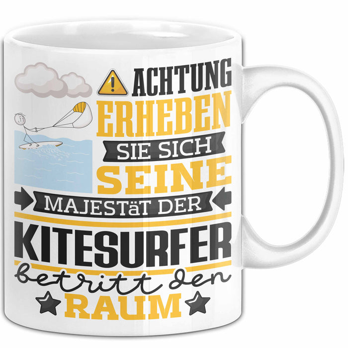 Kitesurfer Geschenk Tasse Lustiger Spruch Erheben Sie Sich Der Kitesurfer Betritt den Raum Weiß Trendation