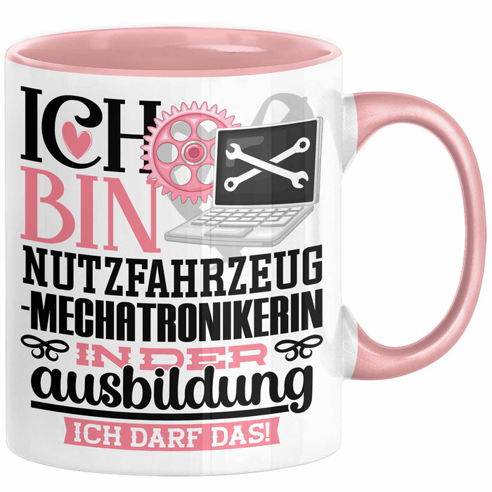Nutzfahrzeugmechatronikerin Ausbildung Start Geschenk Tasse Ich Bin Nutzfahrzeugmechatronikerin In Der Ausbildung Ich Darf Das Kaffee-Becher Geschenkidee Rosa Trendation