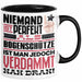 Bogenschütze Geschenk Tasse Lustige Geschenkidee für Bogenschütze Geburtstag Kaffee-Becher Niemand Ist Perfekt Aber Als Bogenschütze Ist Man Nah Dran Schwarz Trendation