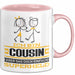 Cousin Geschenk Tasse Ich Bin Cousin Aber Sag Doch Einfach Superheld Lustige Geschenkdiee für Cousin Kaffee-Becher Rosa Trendation