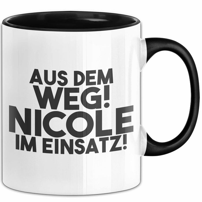 Nicole Tasse Aus Dem Weg! Nicole Im Einsatz! Geschenk
