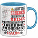 Trekking-Enthusiast Geschenk Tasse Lustiger Spruch Erheben Sie Sich Der Trekking-Enthusiast Betritt den Raum Blau Trendation