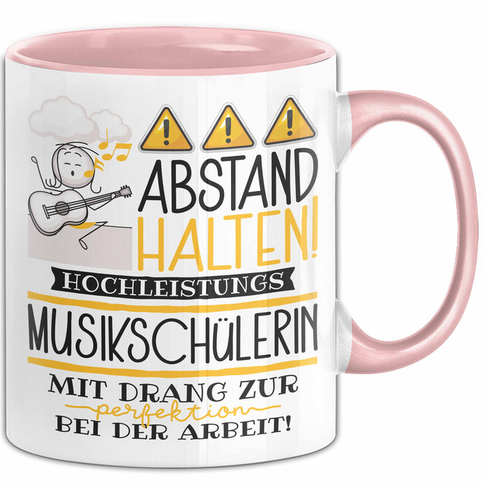 Musikschülerin Tasse Geschenk Lustig Abstand Halten Hochleistungs-Musikschülerin Mit Drang Zur Perfektion Bei Der Arbeit Rosa Trendation