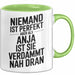 Anja Tasse Geschenk Niemand Ist Perfekt Anja Verdammt Nah Dran Geschenkidee Grün Trendation