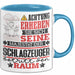 Schlagzeuger Geschenk Tasse Lustiger Spruch Erheben Sie Sich Der Schlagzeuger Betritt den Raum Blau Trendation