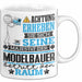 Modelbauer Geschenk Tasse Lustiger Spruch Erheben Sie Sich Der Modelbauer Betritt den Raum Weiß Trendation
