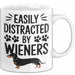 Dackel Tasse Geschenk Easily Distracted By Wieners Geschenkidee Hund Lustig Weiß Trendation