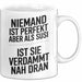 Susi Tasse Geschenk Niemand Ist Perfekt Susi Verdammt Nah Dran Geschenkidee Weiß Trendation