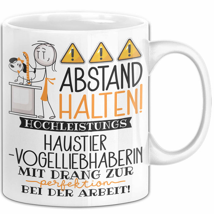 Haustier-Modedesignerin Tasse Geschenk Lustig Abstand Halten Hochleistungs-Haustier-Modedesignerin Mit Drang Zur Perfektion Bei Der Arbeit Weiß Trendation