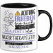 Musiktherapeutin Tasse Geschenk Lustiger Spruch Bitte Erheben Sie Sich Seine Majestät Die Musiktherapeutin Betritt Den Raum Schwarz Trendation