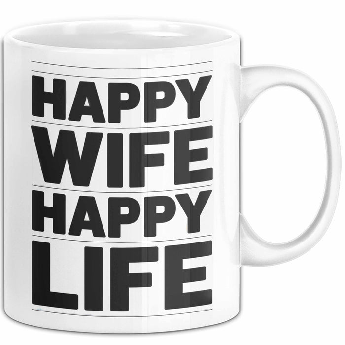 Ehefrau Ehefrauen Ehemänner Sarkasmus Tasse Becher Geschenk Lustige Geschenkidee Spruch Glückliche Frau Glückliches Leben Weiß Trendation
