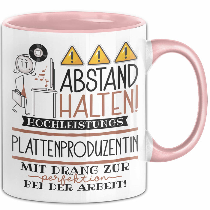 Plattenproduzentin Tasse Geschenk Lustig Abstand Halten Hochleistungs-Plattenproduzentin Mit Drang Zur Perfektion Bei Der Arbeit Rosa Trendation