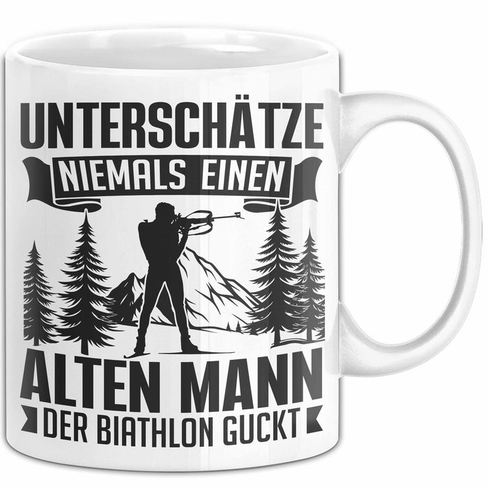 Biathlon Tasse Geschenk Wintersport Geschenke Unterschätze Niemals Einen Alten Mann Der Biathlon Guckt Weiß Trendation