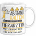 Tierärztin Tasse Geschenk Lustig Abstand Halten Hochleistungs-Tierärztin Mit Drang Zur Perfektion Bei Der Arbeit Weiß Trendation