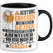 Abenteurreisender Geschenk Tasse Lustiger Spruch Erheben Sie Sich Der Abenteurreisender Betritt den Raum Schwarz Trendation