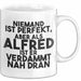 Alfred Tasse Niemand Ist Perfekt, Aber Als Alfred Ist Er Verdammt Nah Dran Weiß Trendation