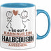 Halbcousin Geschenk Tasse So Gut Kann Nur Ein Halbcousin Aussehen Geschenkidee Kaffee-Becher Blau Trendation