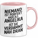 Angelika Tasse Geschenk Niemand Ist Perfekt Angelika Verdammt Nah Dran Geschenkidee Rosa Trendation