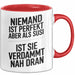 Susi Tasse Geschenk Niemand Ist Perfekt Susi Verdammt Nah Dran Geschenkidee Rot Trendation