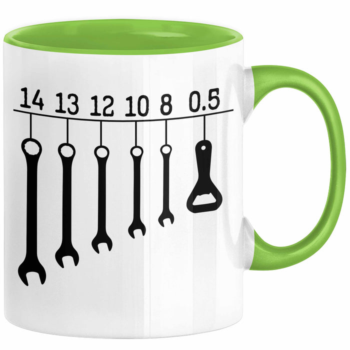 KFZ-Mechaniker Geschenk Tasse Schraubenschlüssel Flaschenöffner Männer Geschenkidee Handwerker Grün Trendation