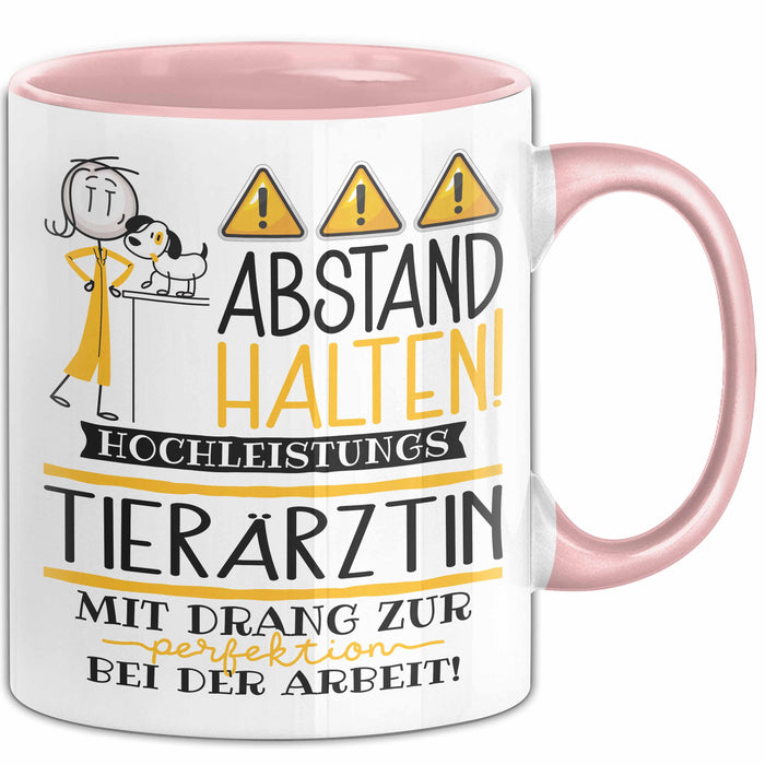 Tierärztin Tasse Geschenk Lustig Abstand Halten Hochleistungs-Tierärztin Mit Drang Zur Perfektion Bei Der Arbeit Rosa Trendation